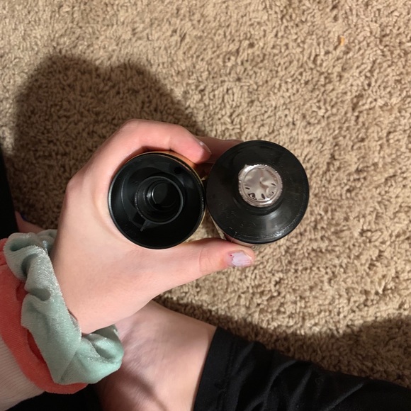 Pink lotion - Picture 3 of 3